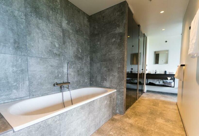 سوییت, Fosshotel Glacier Lagoon