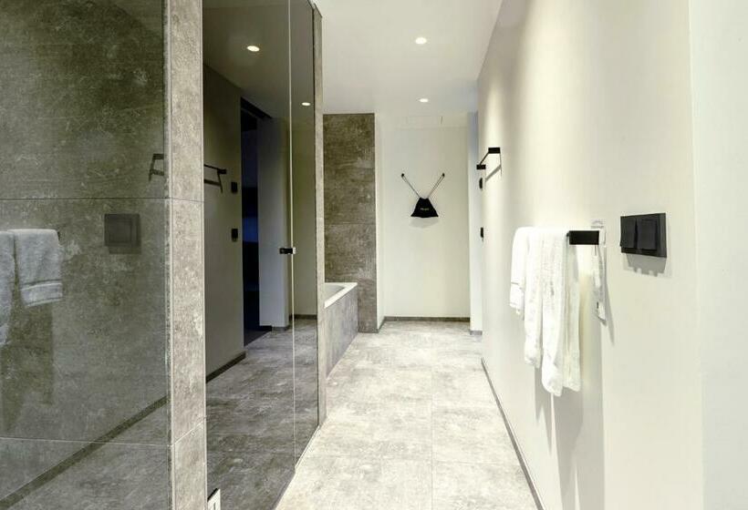 سوییت, Fosshotel Glacier Lagoon