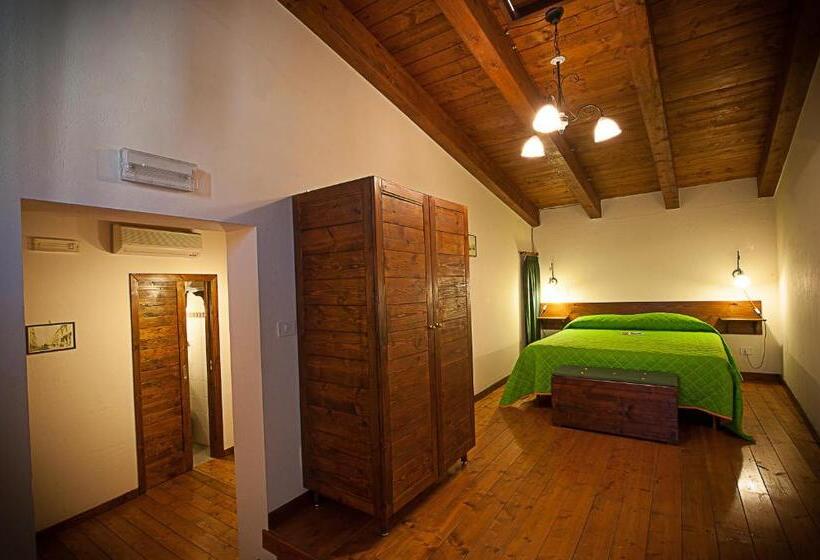 חדר סטנדרט לשלושה, Albergo Tripoli B&b Affittacamere