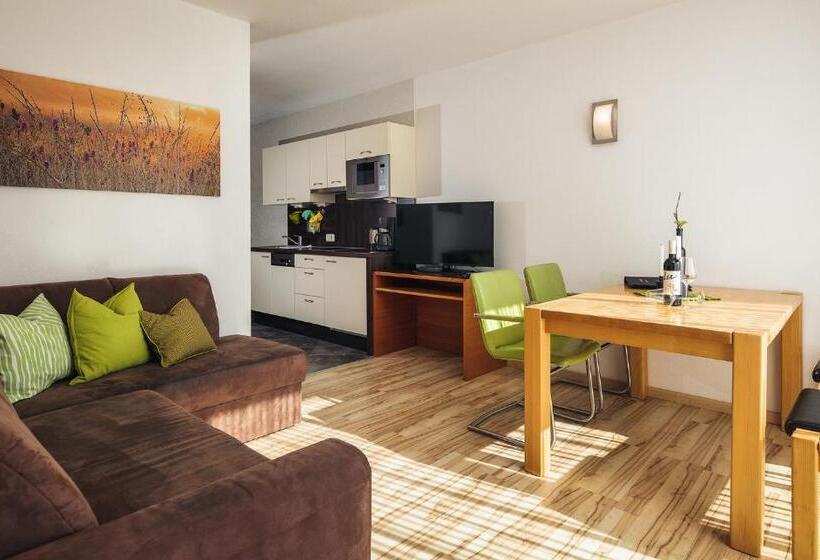 آپارتمان 2 خوابه, Cores