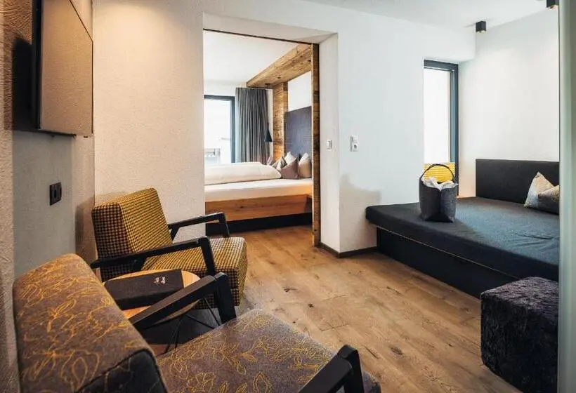 Suite con Balcone, Cores