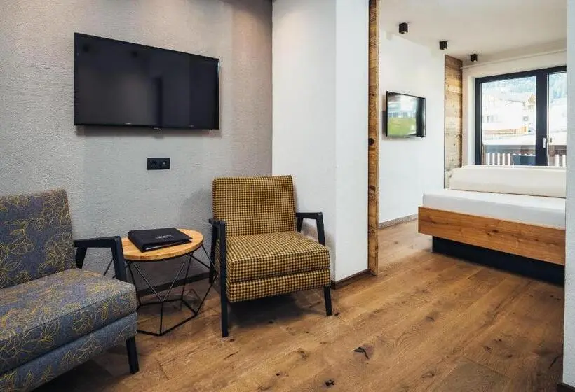 Suite con Balcone, Cores