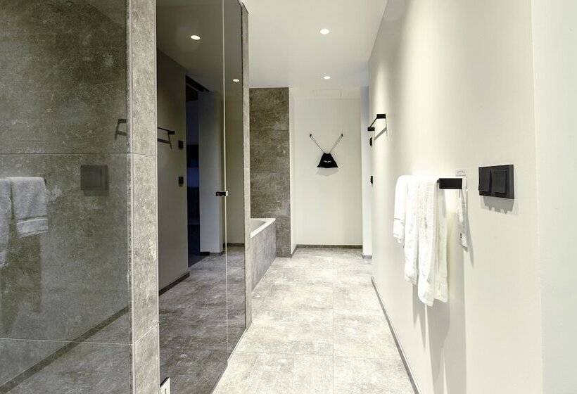 سوییت, Fosshotel Glacier Lagoon