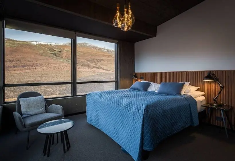 سوییت اجرایی, Fosshotel Glacier Lagoon