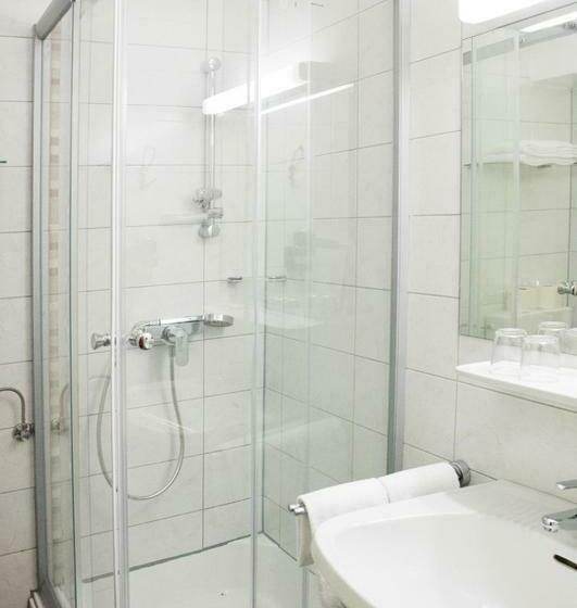 غرفة قياسية مزوَّدة بشُرفة, Gasthof Hotel Jaritz