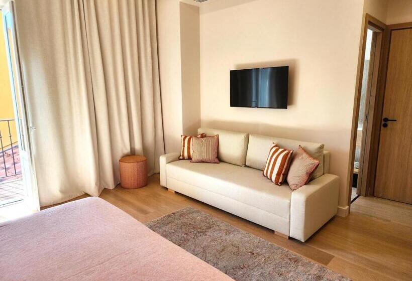 주니어 스위트 발코니, La Bastide Du Port   Hôtel De Charme