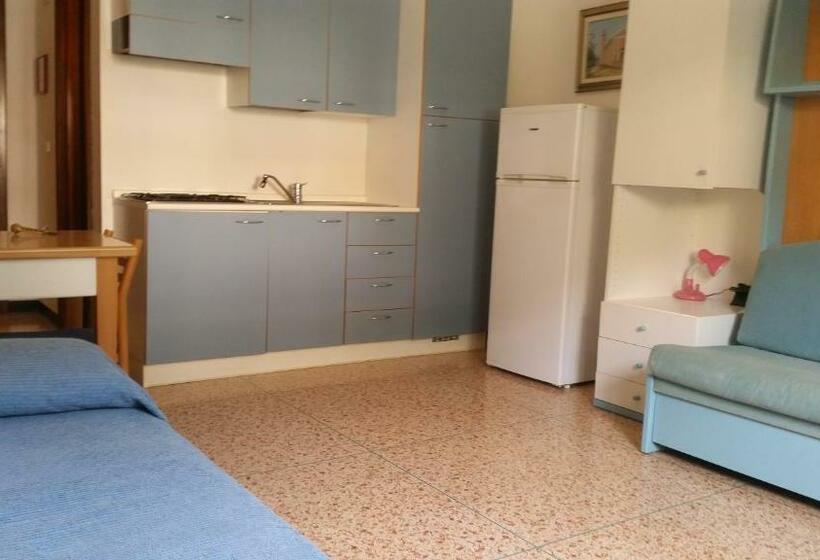 Standard-studio, Residence La Vignetta