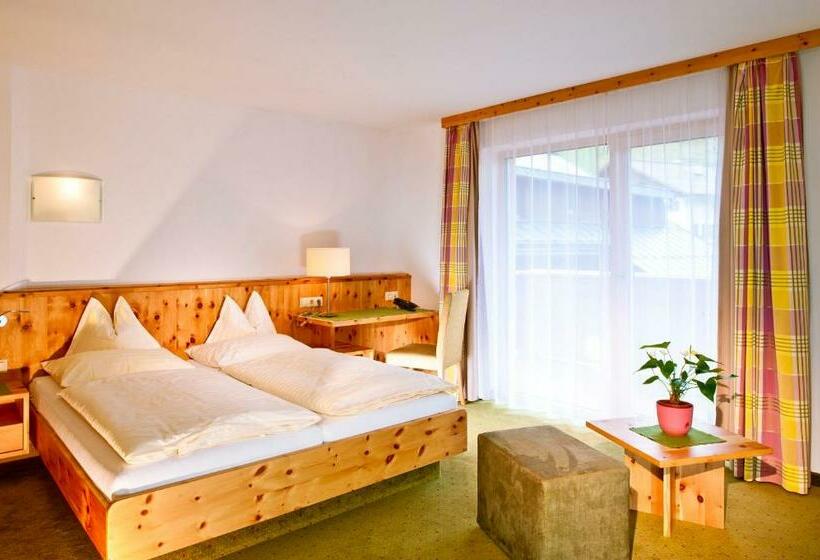 带阳台的高级房间, Mathiesn