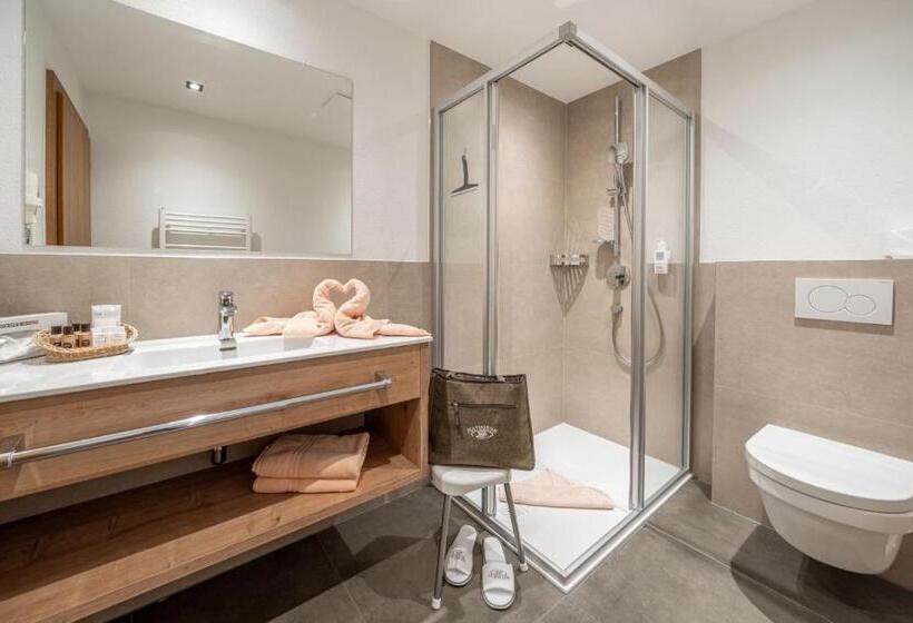 标准间带阳台, Mathiesn