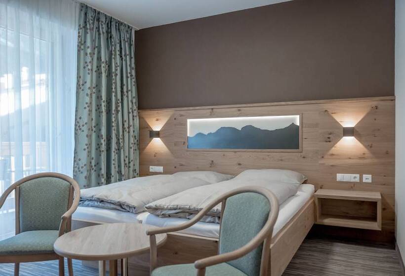 Comfort room with balcony, Mathiesn