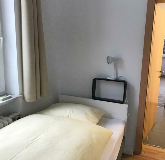 غرفة قياسية فردية, Montagehotel Bed & Steel