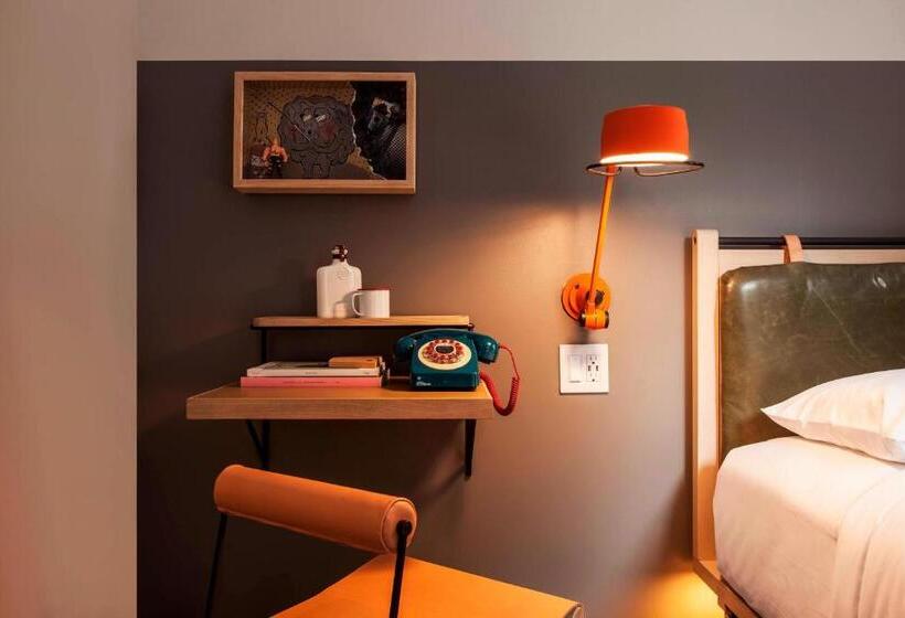 带大床的标准间, Moxy Nyc Times Square