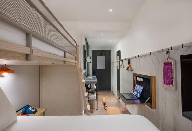 高级大房间, Moxy Nyc Times Square