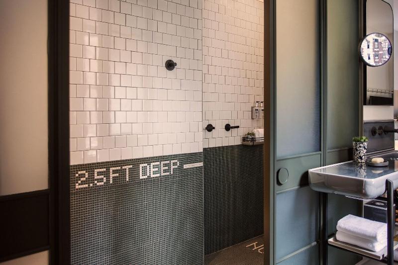 带大床的标准间, Moxy Nyc Times Square