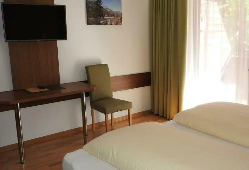 Standard-huone Terassi, Gästehaus Elmerhof