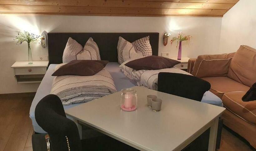 اتاق استاندارد چهارنفره با بالکن, Gasthof Gaistal