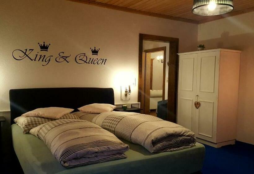 اتاق استاندارد سه تخته با بالکن, Gasthof Gaistal