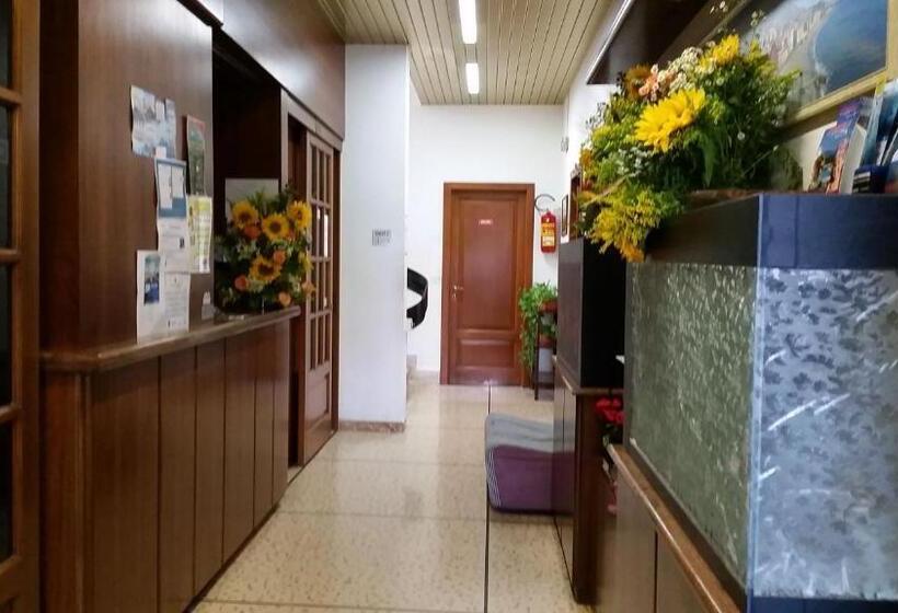 Standard-studio, Residence La Vignetta