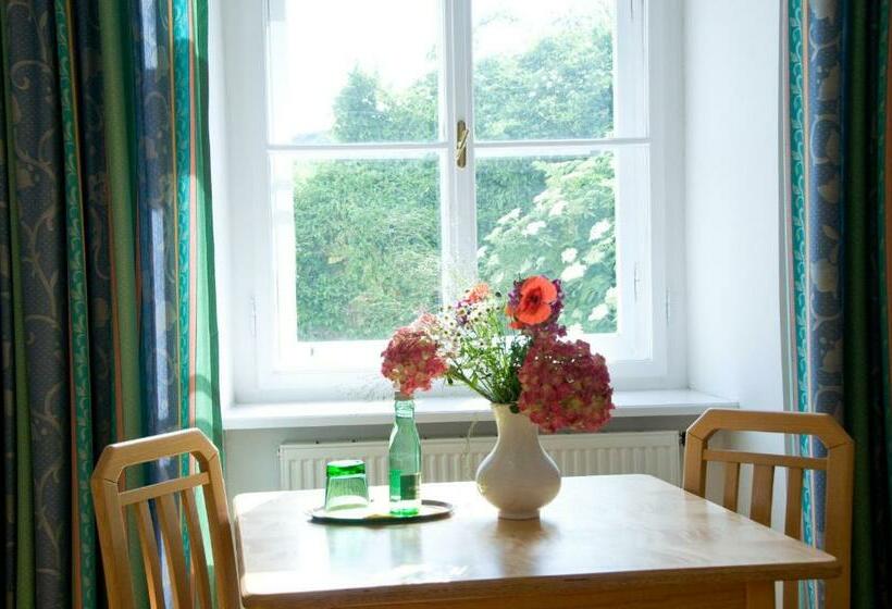 Номер Стандарт Индивидуальный, Schloss Gumpoldskirchen