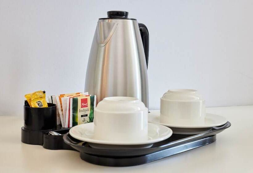 اتاق سوپریور با چشمانداز دریا, štacija