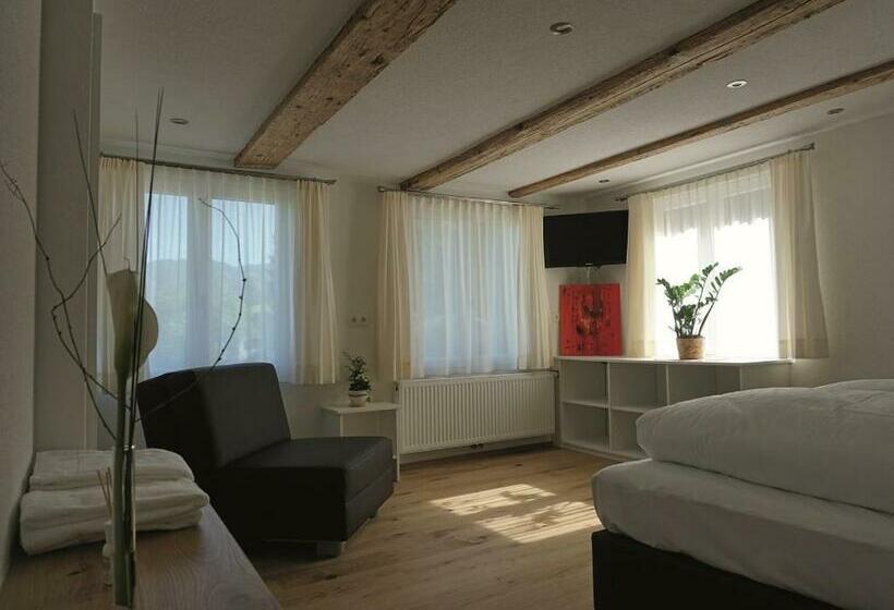 غرفة قياسية مطلة على الجبل, Waldrast Bed & Breakfast