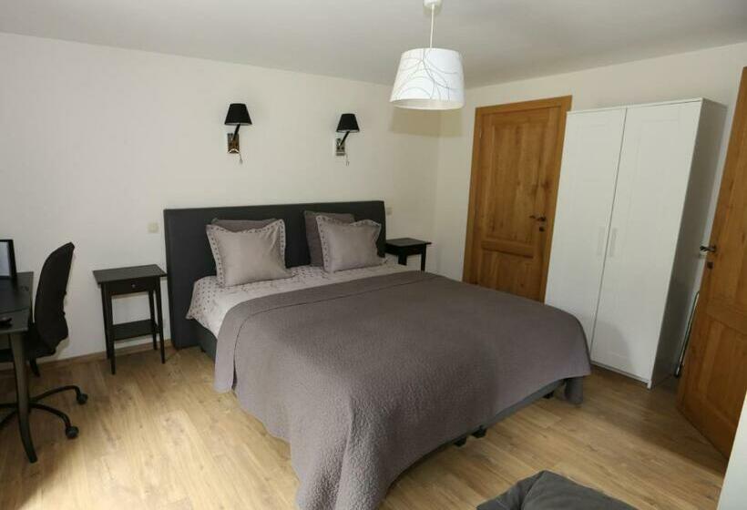 اتاق استاندارد با تخت بزرگ, B&b Le Bois De Champia