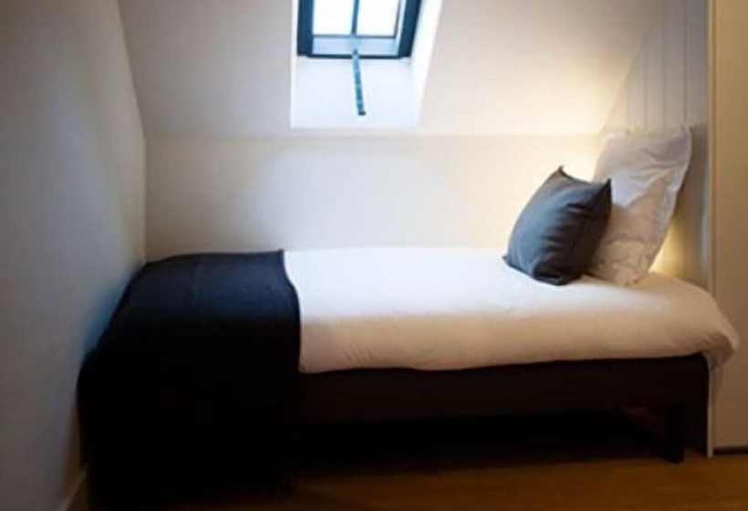 デラックスルーム, B&b O Lit