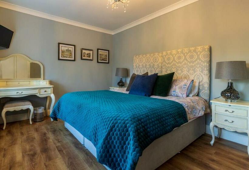 דירת חדר בקומת קרקע, Boyne View House