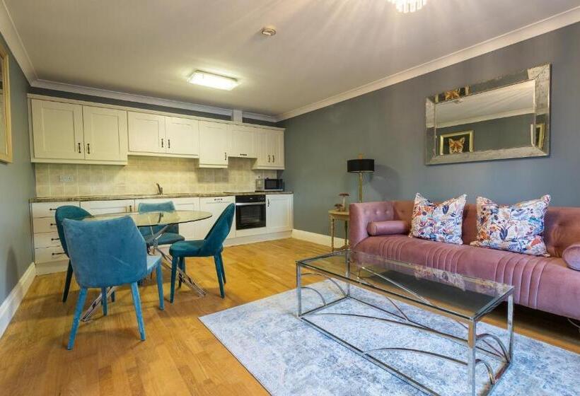 스탠다드 방갈로, Boyne View House