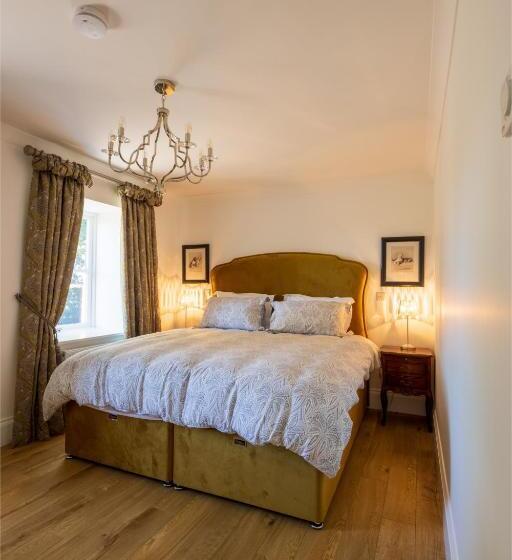 דירת חדר דלוקס, Boyne View House