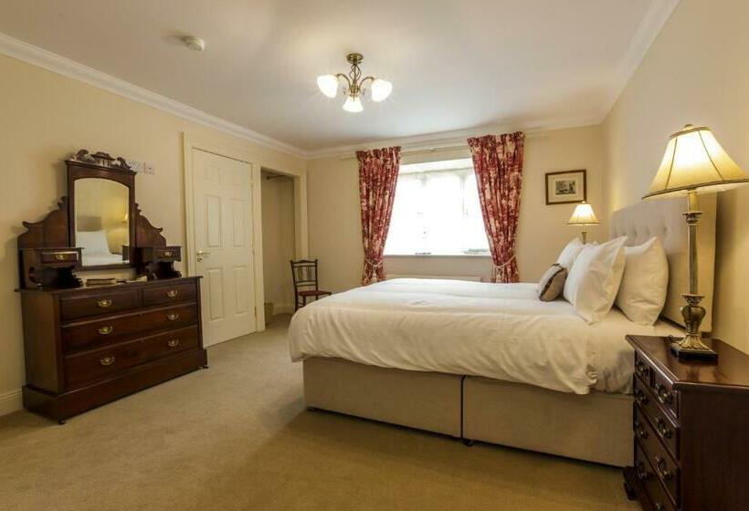 חדר דחוקס עם מיטת קינג, College Hill House