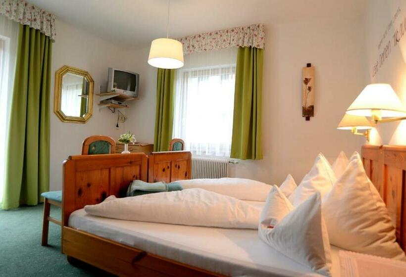 Comfort room with lake view, Frühstückspension Seerose