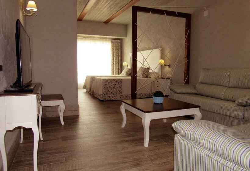 سوییت با چشم‌انداز باغ, Bellahellin