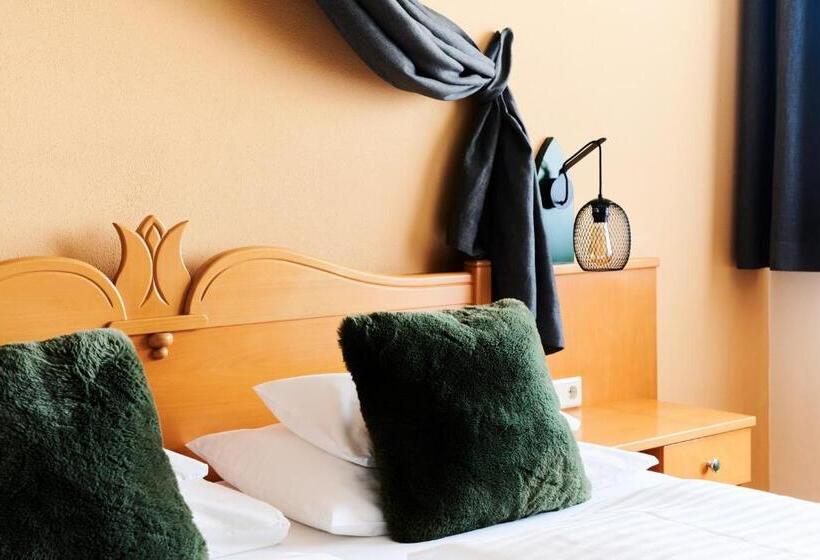 غرفة كمفورت مع بلكونة, Garni Thermenoase