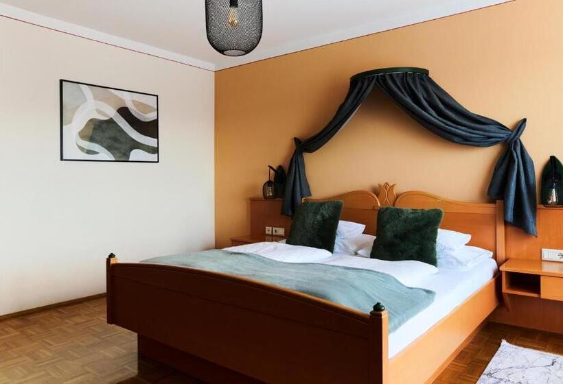 غرفة كمفورت مع بلكونة, Garni Thermenoase