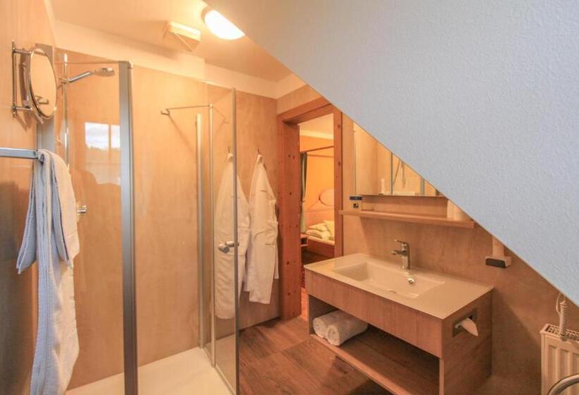 Comfort room with balcony, Garni Thermenoase