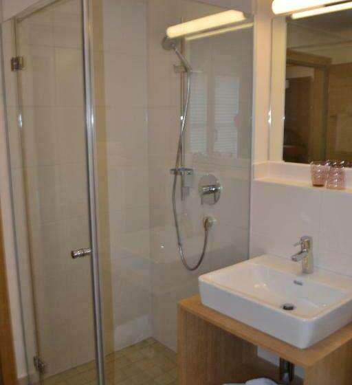 غرفة قياسية رباعية, Gasthof Tirolerwirt