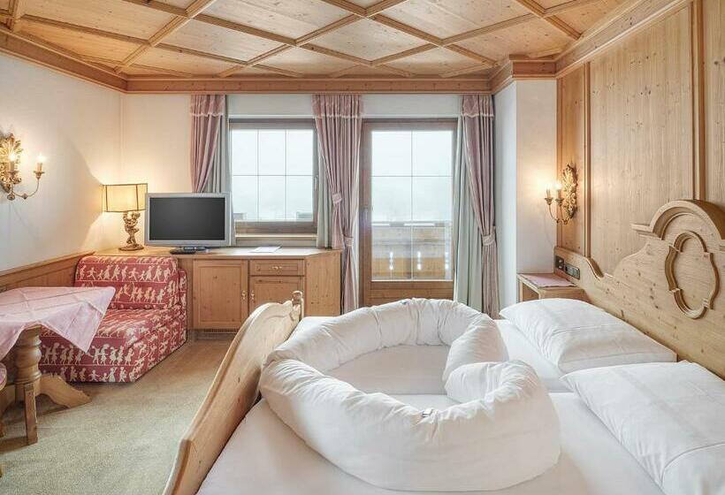 Classic room with balcony, Magdalena Mayrhofen