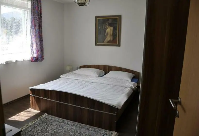 Apartament 2 Dormitoris amb Balconada, Martina
