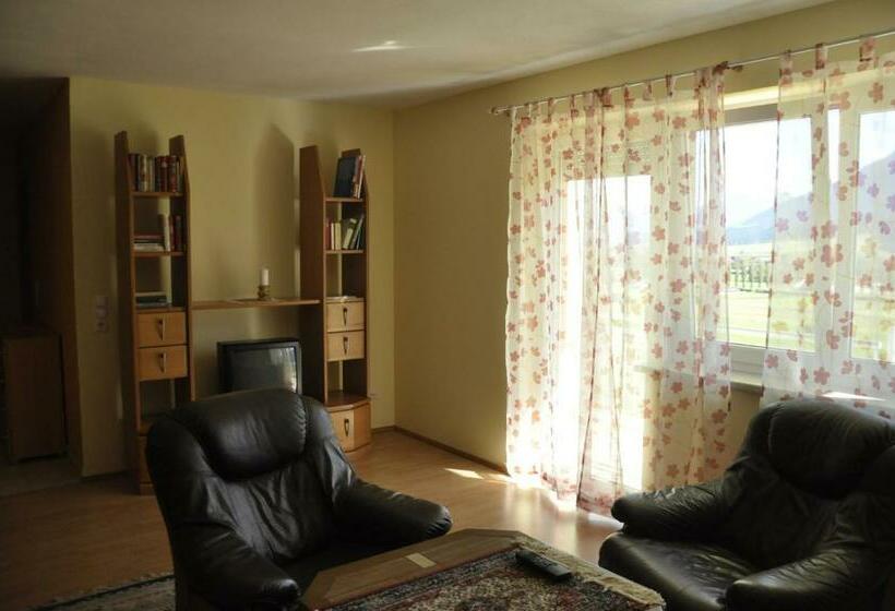 Апартаменты 2 Спальни с Балконом, Martina