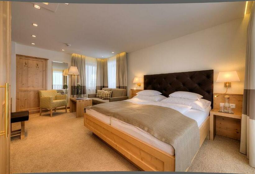 اتاق استاندارد با بالکن, Palin