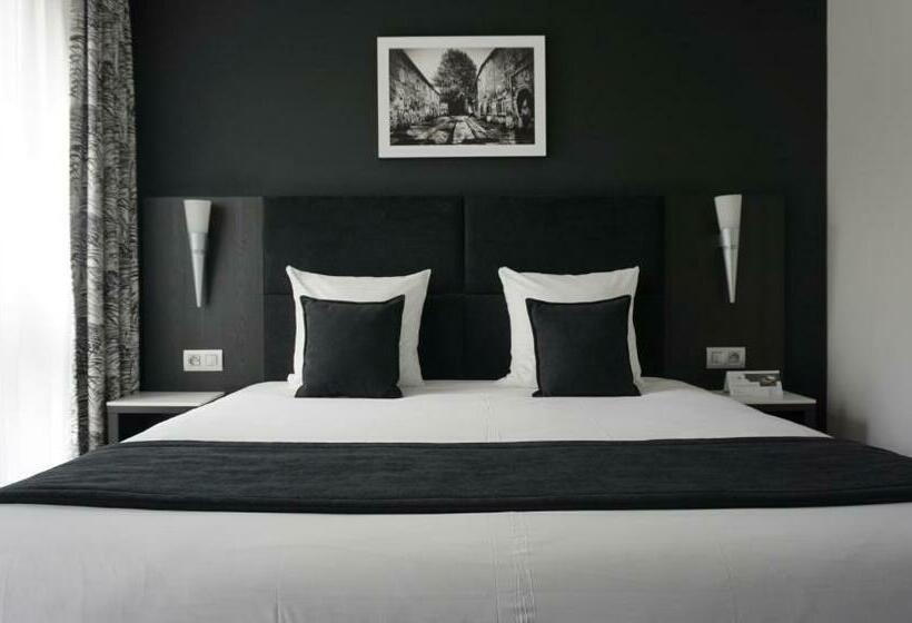 高级大房间, Saint Daniel