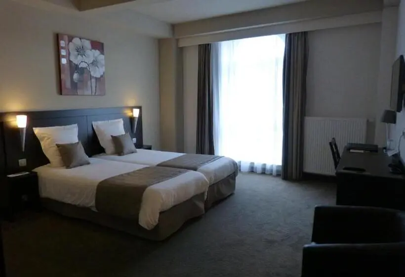 Superior-huone, Saint Daniel