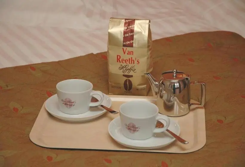 キングサイズベッドのデラックスルーム, Van Reeth's Koffiebranderij