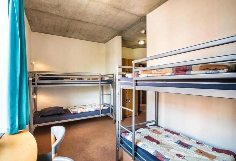 4인용 스탠다드 룸, Liège Youth Hostel