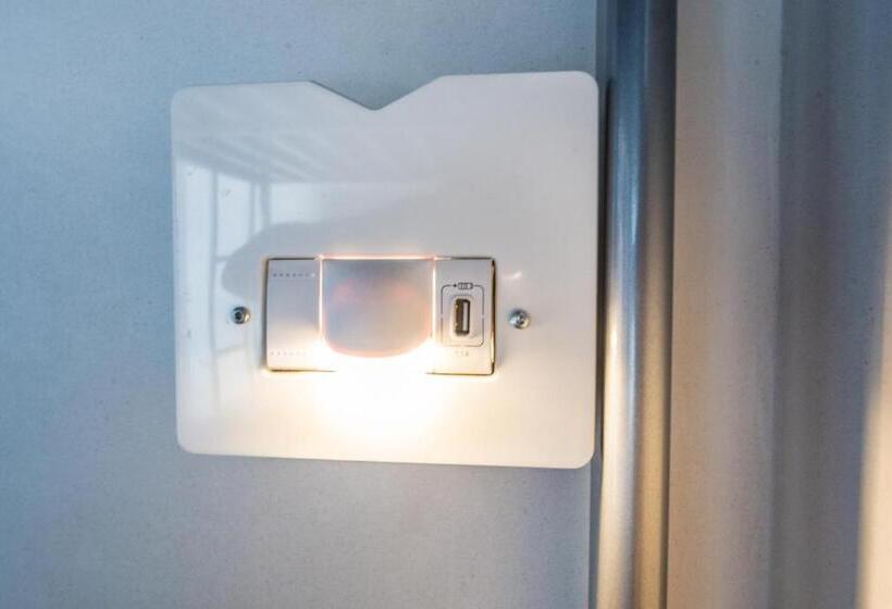 اتاق خانوادگی, Liège Youth Hostel