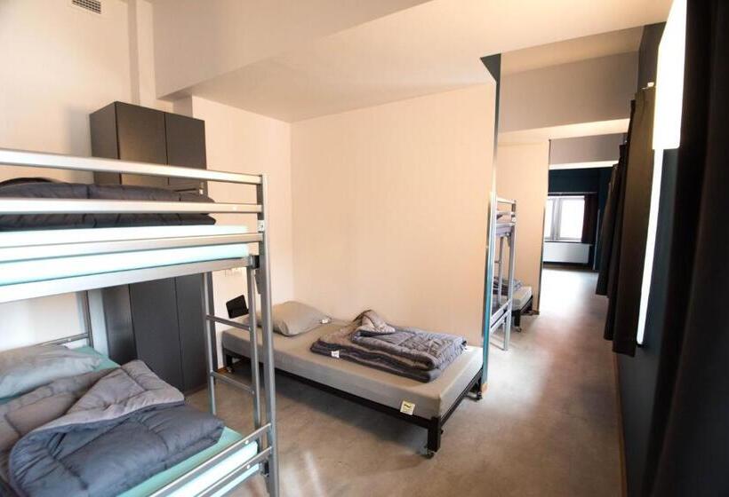 اتاق استاندارد چهار تخته, Liège Youth Hostel