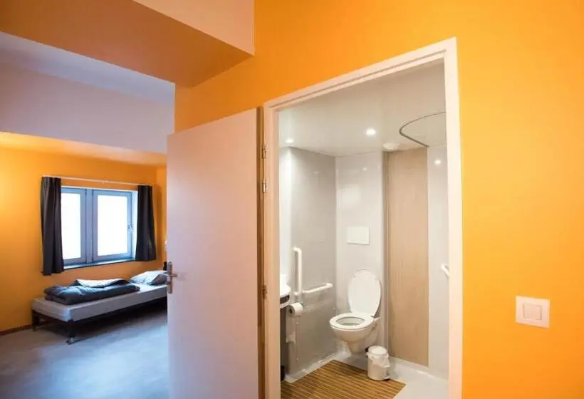 اتاق اکونومی, Liège Youth Hostel