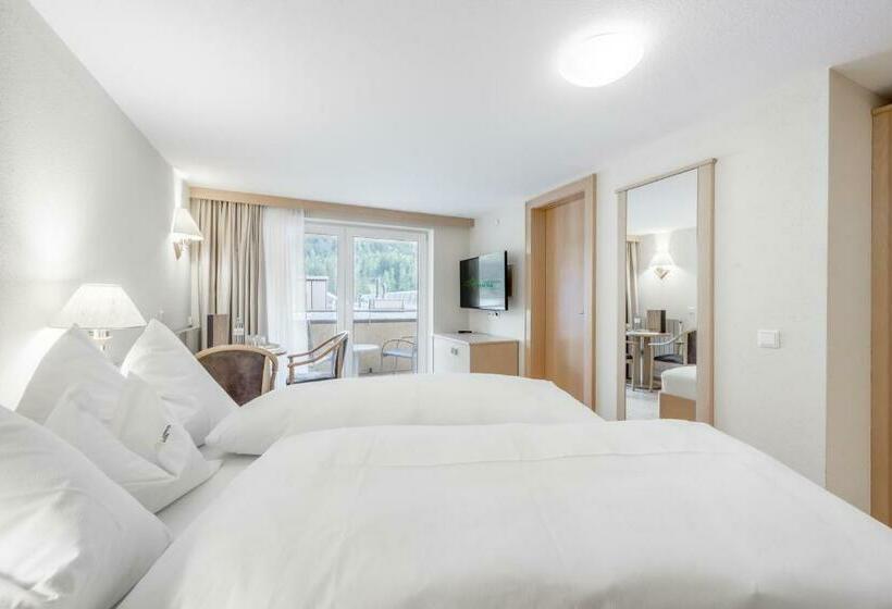 اتاق استاندارد با بالکن, Alpenhotel Zimba