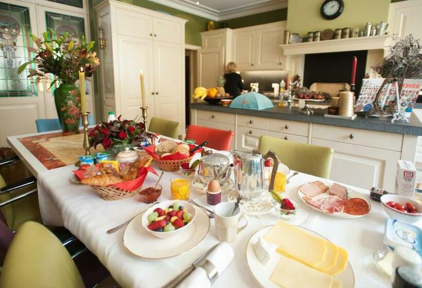 标准间, B&b De Lachende Engel